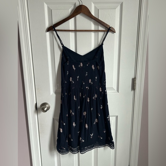 Abercrombie and Fitch Navy Blue Mini Dress with Floral - Picture 2 of 2